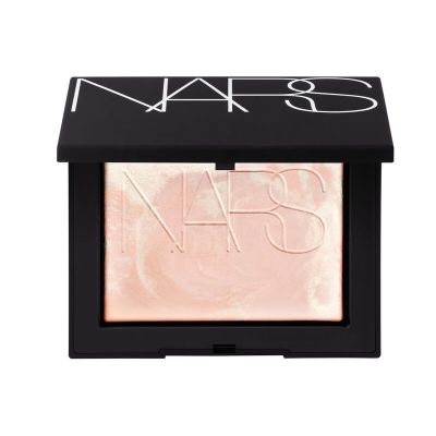 LIGHT REFLECTING PRISMATIC POWDER - PRESSED