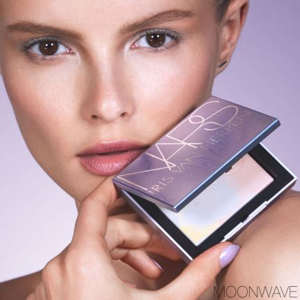 [HOLIDAY 2025] NARS LIGHT REFLECTING™ PRISMATIC POWDER - MOONWAVE​