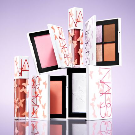 NATURAL RADIANT LONGWEAR CUSHION FOUNDATION CASE / THE BEAUTY TRANSFORMED COLLECTION