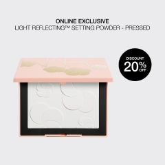 LIGHT REFLECTING&trade; SETTING POWDER &ndash; PRESSED CRYSTAL